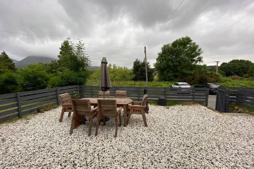 Tigh Na H'Aibhne Villa Broadford  Exterior photo